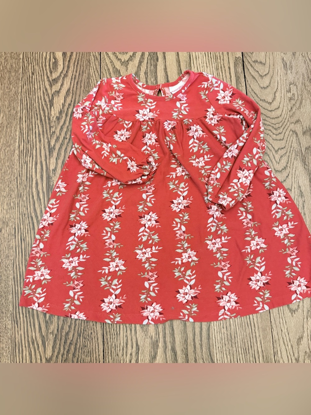 Nannette Kids Red Poinsettia Dress Sz 3T. EUC